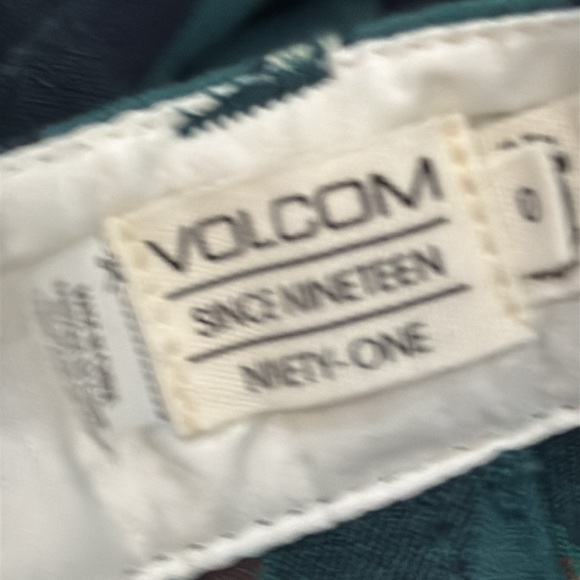 Volcom Plaid Pants (90) - Picture 5 of 10